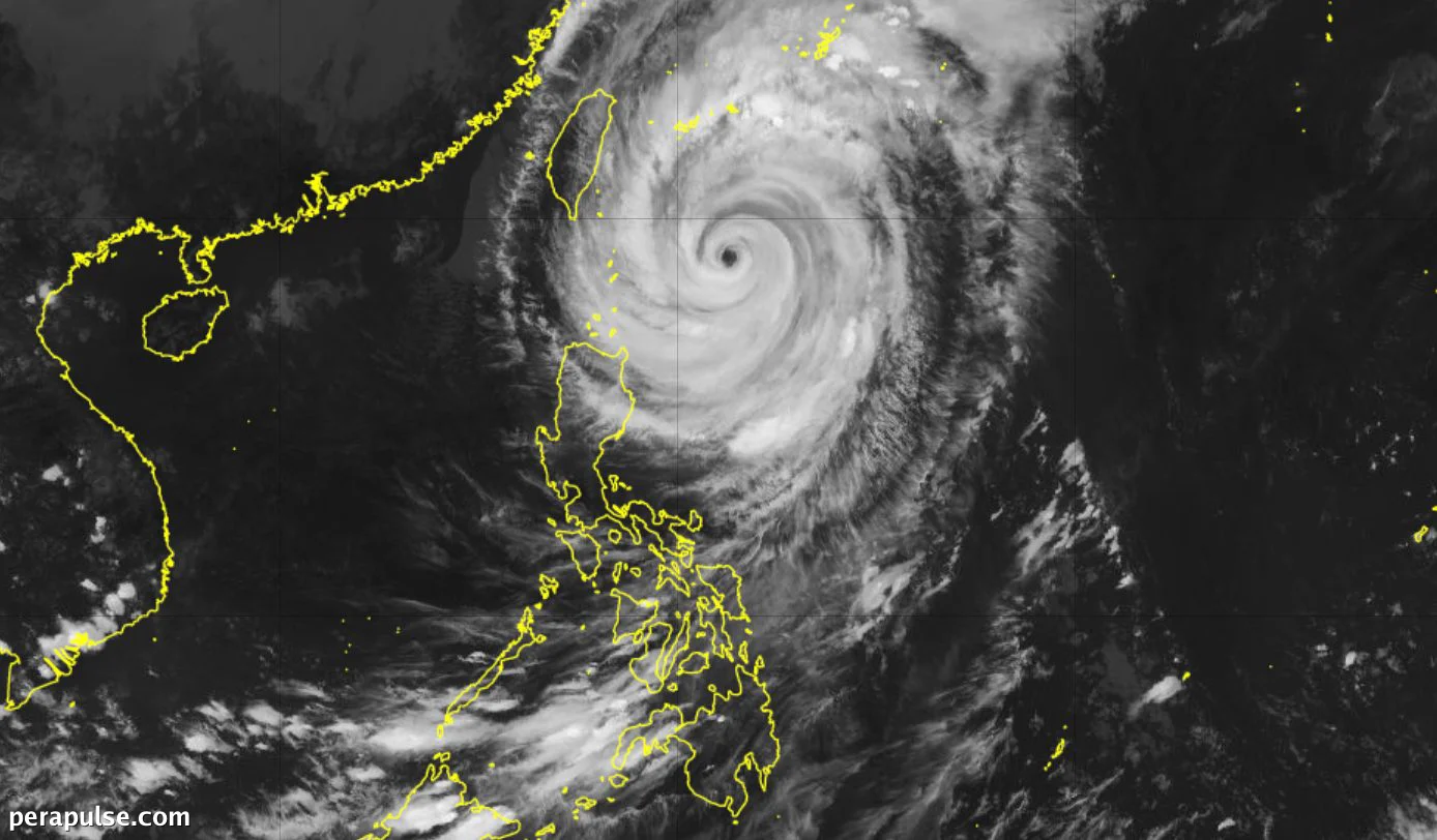 Typhoon Rosal Weakens as It Approaches Batanes