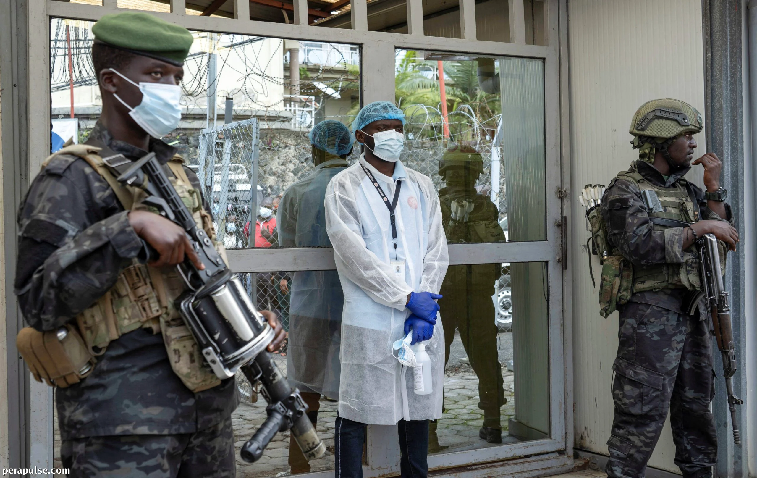 Misyonerong Amerikano na Nahawaan ng Ebola Inilipat sa Germany para sa Paggamot