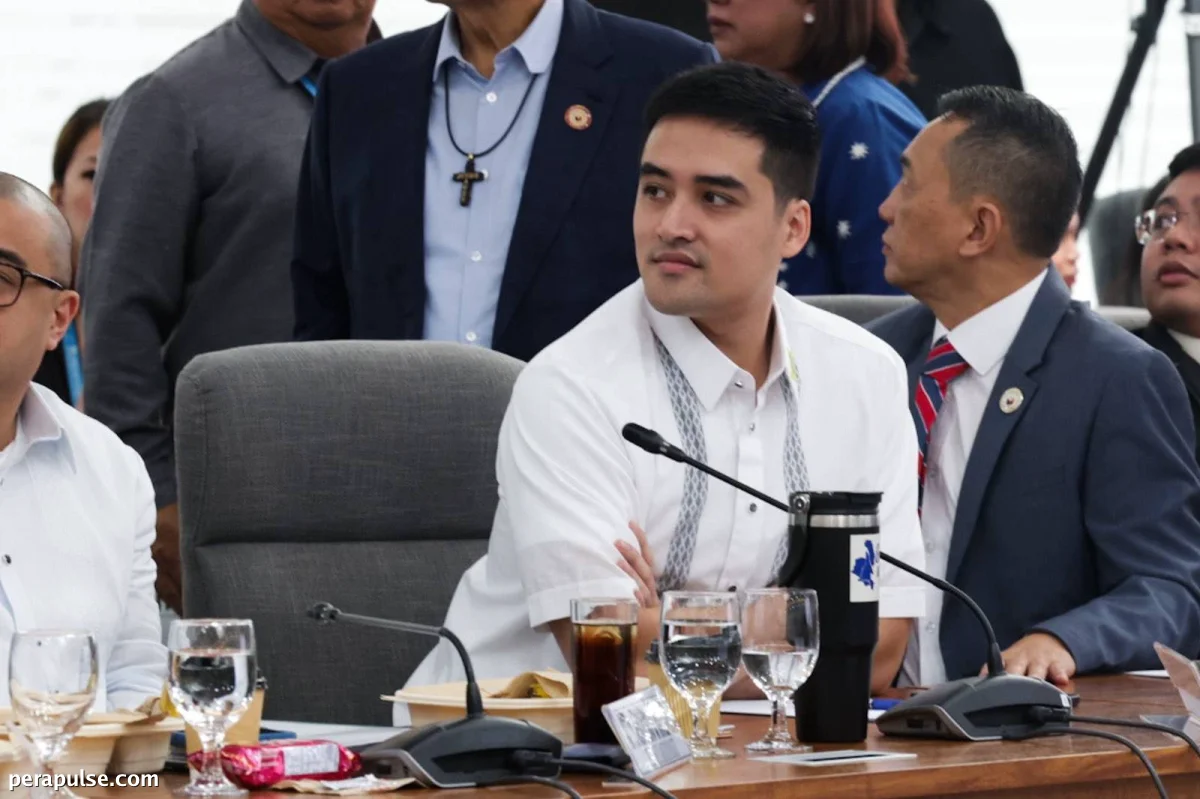 Vico Sotto exposes alleged corruption in Pasig barangay officials