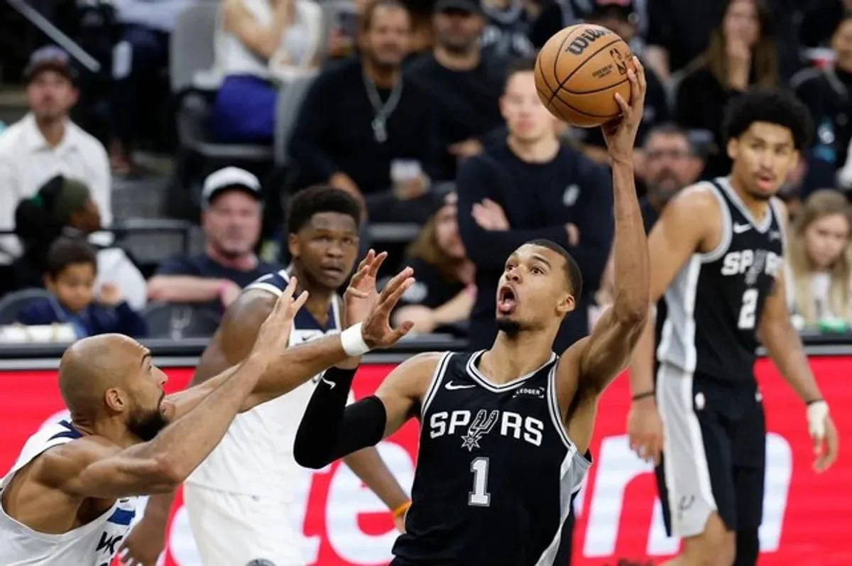 Wembanyama Powers Spurs to Victory Over Timberwolves in NBA Playoffs
