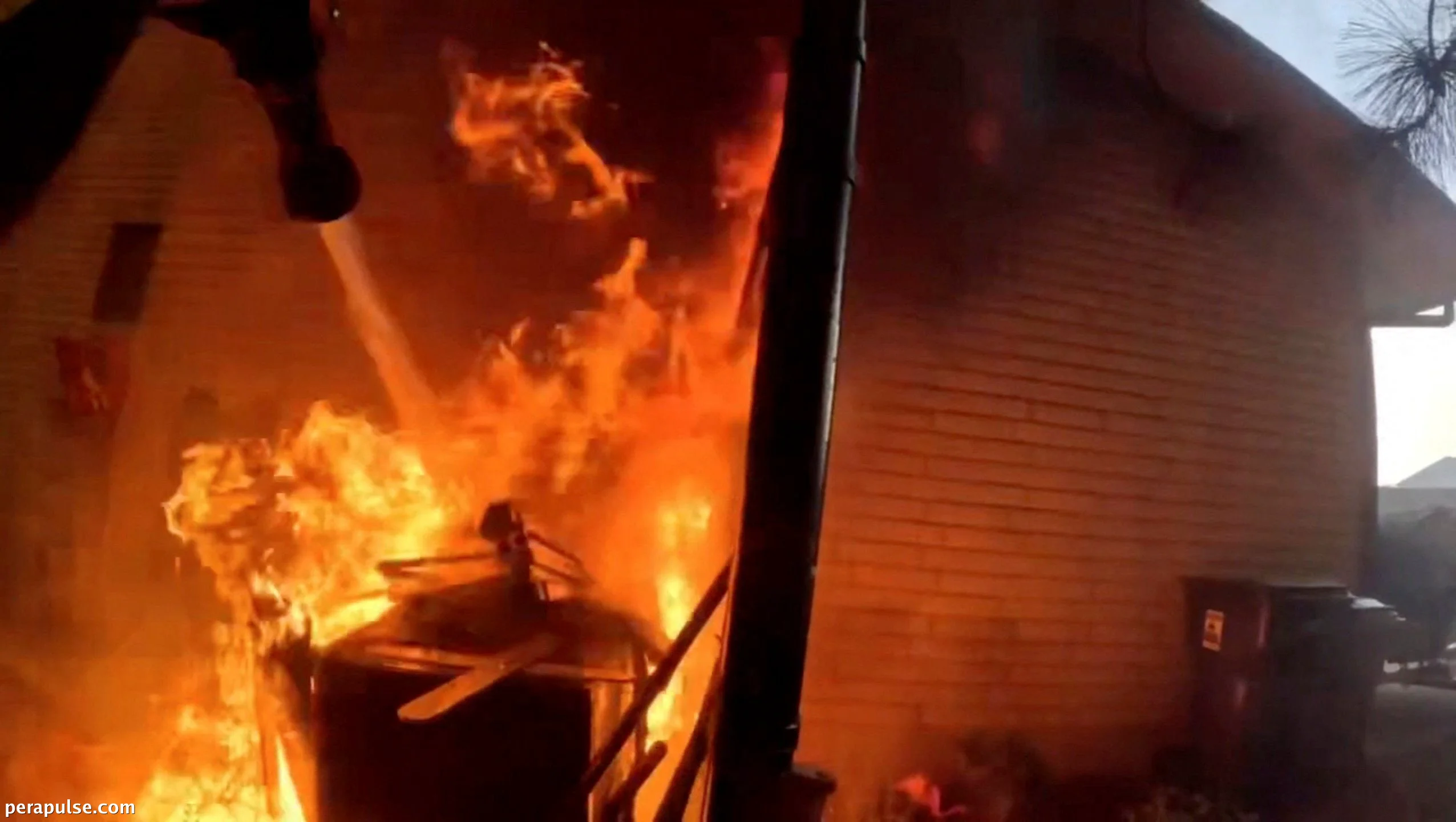 Wildfires in Spokane, Washington, Destroy 700 Buildings, Displace 64,000 Residents